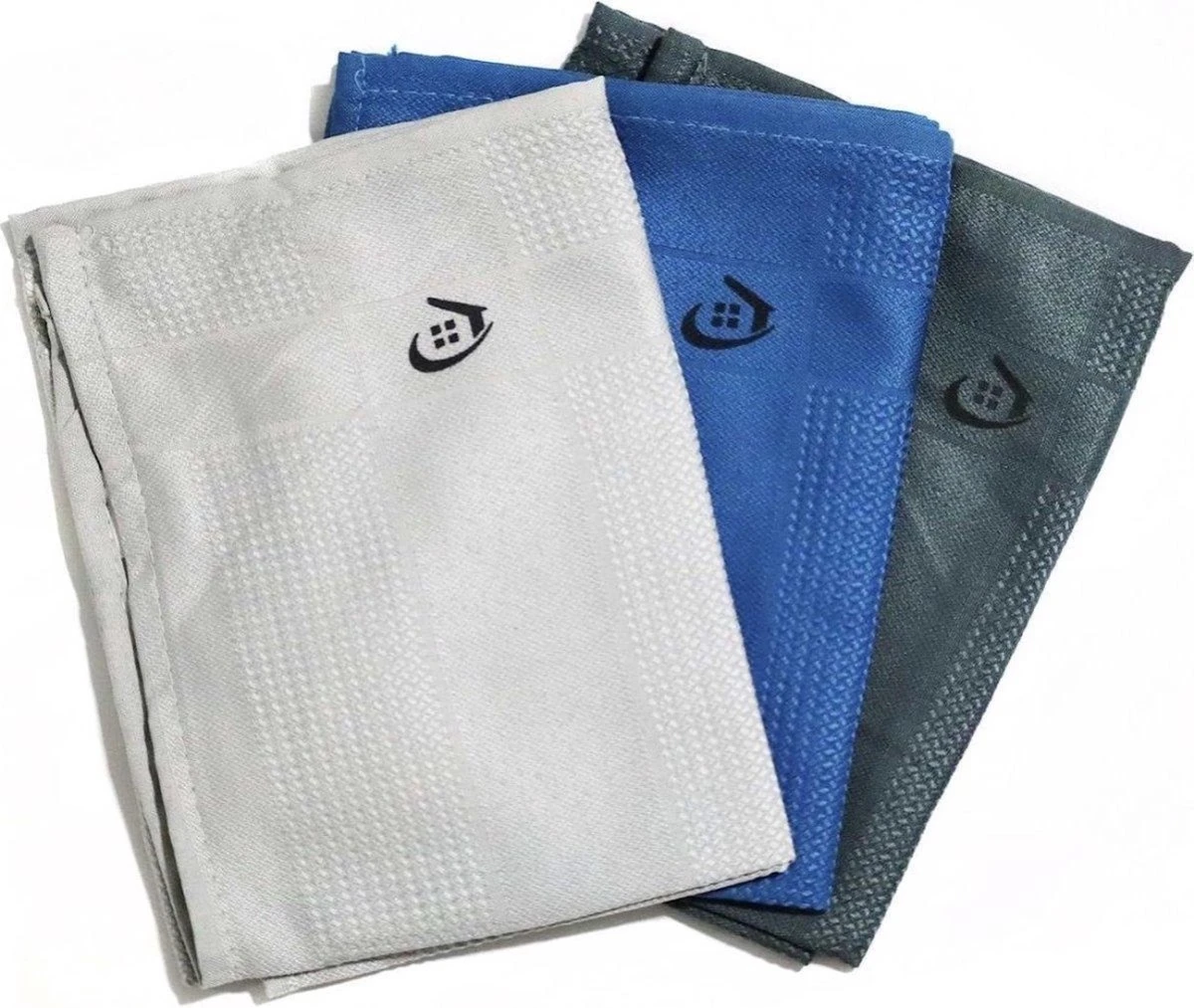 Merkloos Pella Schoonmaakdoeken - Microvezel - Streeploos - Autodoek - 3 Stuks - Originele Wonderdoeken 3 Merkloos Pella Schoonmaakdoeken - Microvezel - Streeploos - Autodoek - 3 Stuks - Originele Wonderdoeken