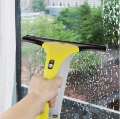 Hofftech Ruitenreiniger Oplaadbaar + Sproeifles -Sparkle home Winkel 1200x1195 12