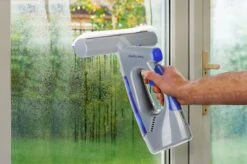 Swiss Pro+ Ruitenreiniger 3 In 1 WV 2 Blue Edition Window Vac - Ca. 120 M² - Waterzuiger - Incl. Smalle Zuigmond - Oplaadbaar - Raamwisser - Streeploos - Clicksystem - 2 Microvezeldoekjes - Met Sprayfunctie - Low Noise - Hepafilter 14 Swiss Pro+ Ruitenreiniger 3 In 1 WV 2 Blue Edition Window Vac - Ca. 120 M² - Waterzuiger - Incl. Smalle Zuigmond - Oplaadbaar - Raamwisser - Streeploos - Clicksystem - 2 Microvezeldoekjes - Met Sprayfunctie - Low Noise - Hepafilter -Sparkle home Winkel 1200x799 25