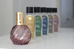 Ashleigh & Burwood Lampenolie Geurolie - Freesia & Orchid 250 Ml -Sparkle home Winkel 1200x800 54