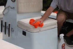 303® Multi-Surface Cleaner - 946 Ml | Veilig Voor Alle Soorten Bekleding En Vinyl. Vlekken Verdwijnen Binnen Enkele Minuten En Verkleurde Oppervlakken Komen Weer Tot Leven. -Sparkle home Winkel 1200x800 56