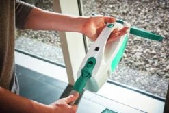 Leifheit Dry & Clean Ruitenreiniger Met Steel (43 Cm), Inwasser En Smalle Zuigmond (17 Cm) Click System 35 Leifheit Dry & Clean Ruitenreiniger Met Steel (43 Cm), Inwasser En Smalle Zuigmond (17 Cm) Click System -Sparkle home Winkel 1200x800 70