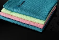 Microvezeldoekjes – 4 Stuks – Schoonmaakdoekjes – Raamdoeken – Raamdoeken Streepvrij – Microvezeldoeken – Reinigingsdoekjes – Spiegeldoeken – Autodroog Doek – Auto Schoonmaak Producten – 60 X 40cm -Sparkle home Winkel 1200x822 4