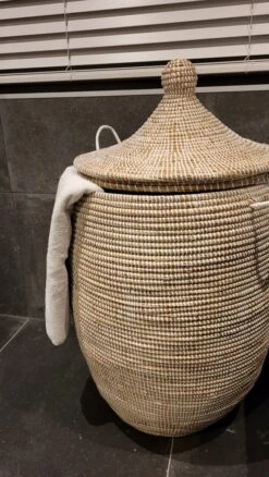 FAM Wasmand Traditionale XL WIT, Handgemaakt -Sparkle home Winkel 676x1200 3