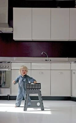 PUHLMANN - Inklapbare Kruk, JAMES, Plastic, Grijs, 40 Cm Hoog, Max 90 Kilo -Sparkle home Winkel 746x1200 1