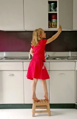 PUHLMANN - Inklapbare Kruk, JAMES, Hout, 23 Cm Hoog, Max 150 Kilo -Sparkle home Winkel 774x1200 1