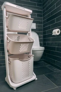 Sens Design Wassorteerder – Wasmand Met 3 Vakken - Op Wieltjes -Sparkle home Winkel 799x1200 17